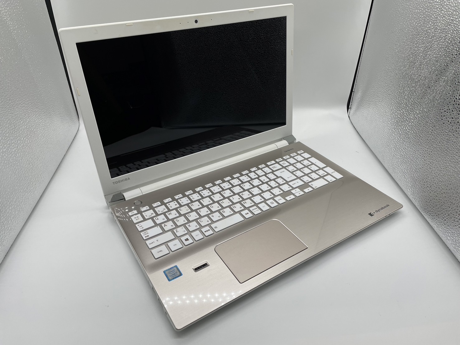 044.TOSHIBA dynabook【第7世代 Core i7 7500U/15.6型/SSD512G/メモリ8G】 |  中古パソコン販売COMKICHI（コムキチ）